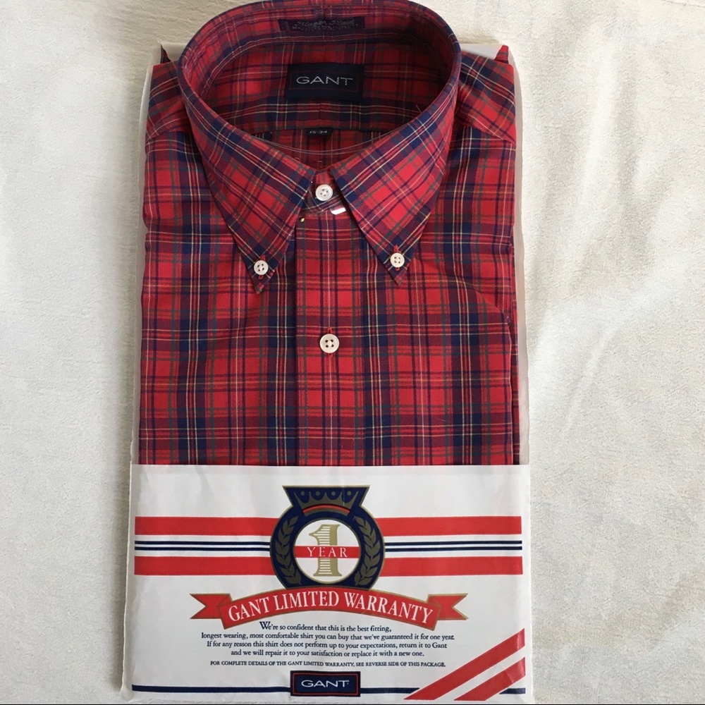 Men’s Red plaid long sleeve shirt